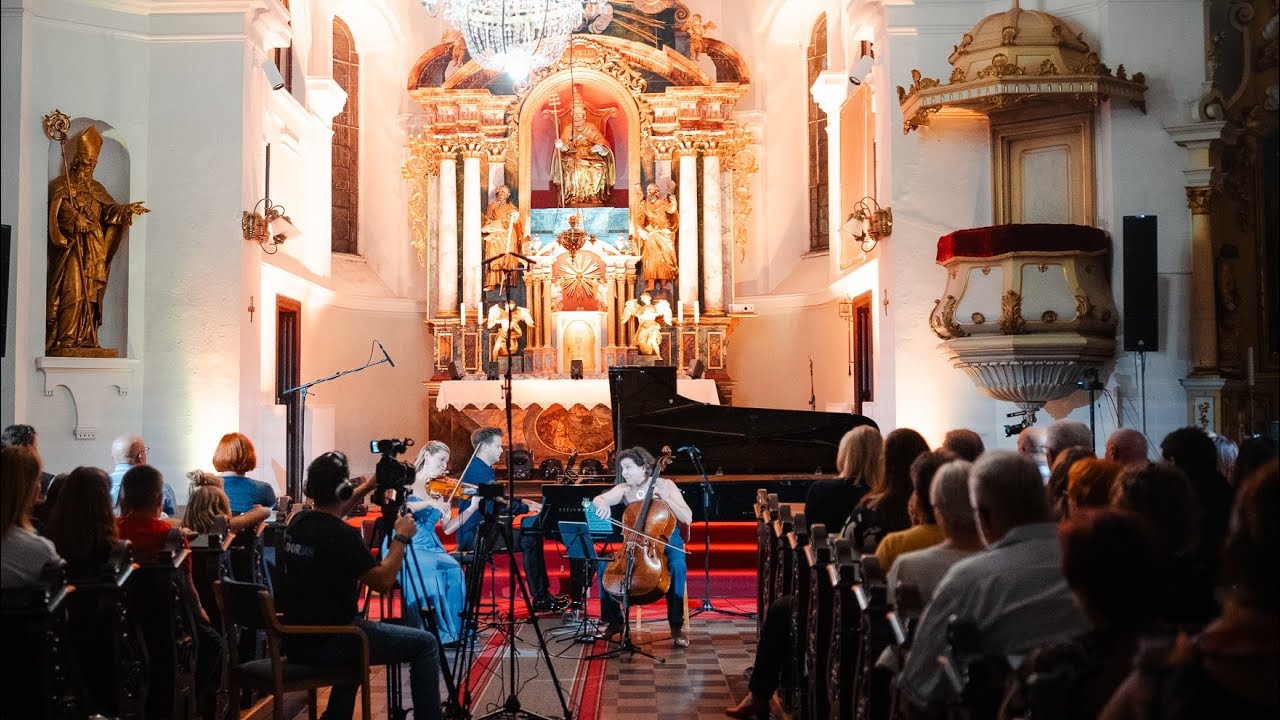 Astor Piazzolla: Inverno / Winter, Four seasons of Buenos Aires for Piano Trio