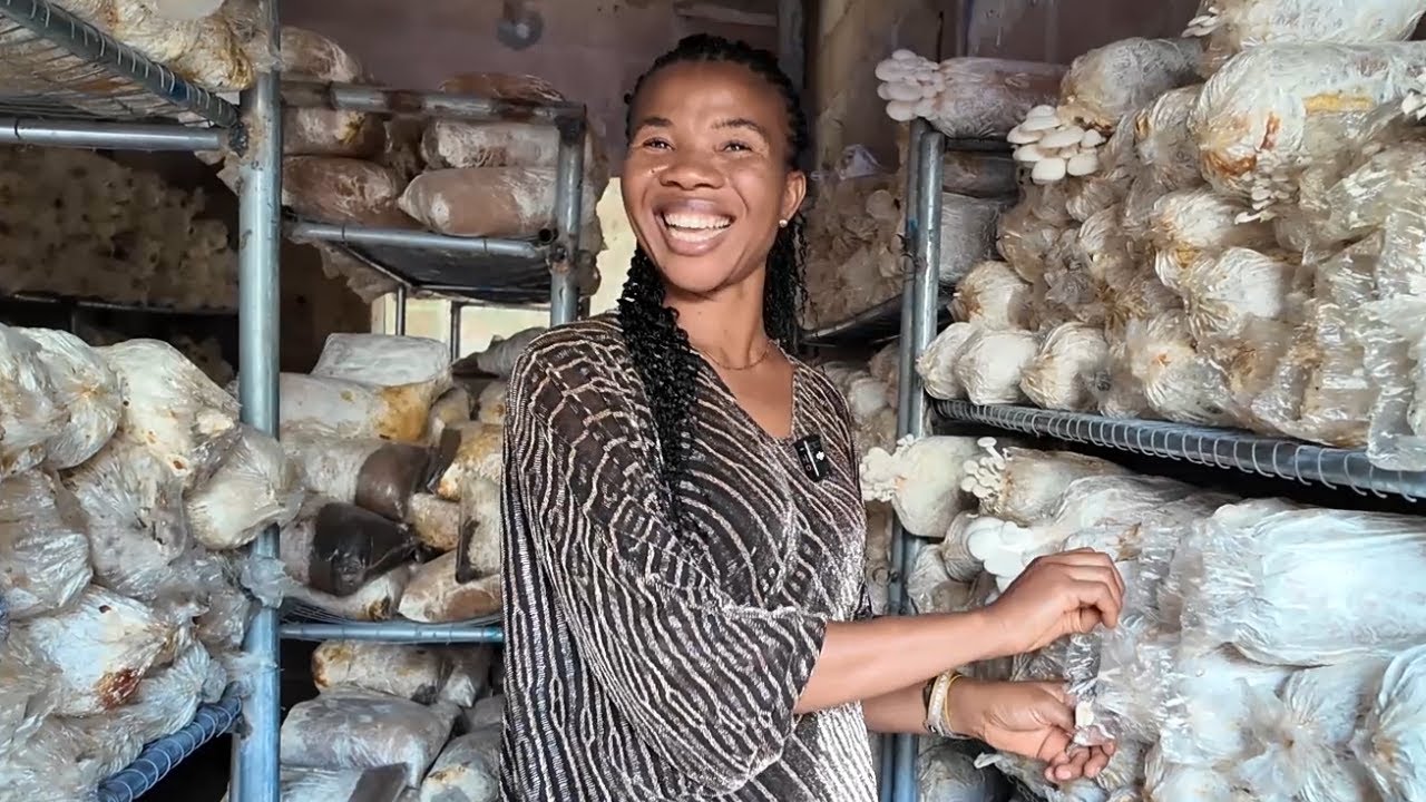 Она зарабатывает миллионы на выращивании грибов