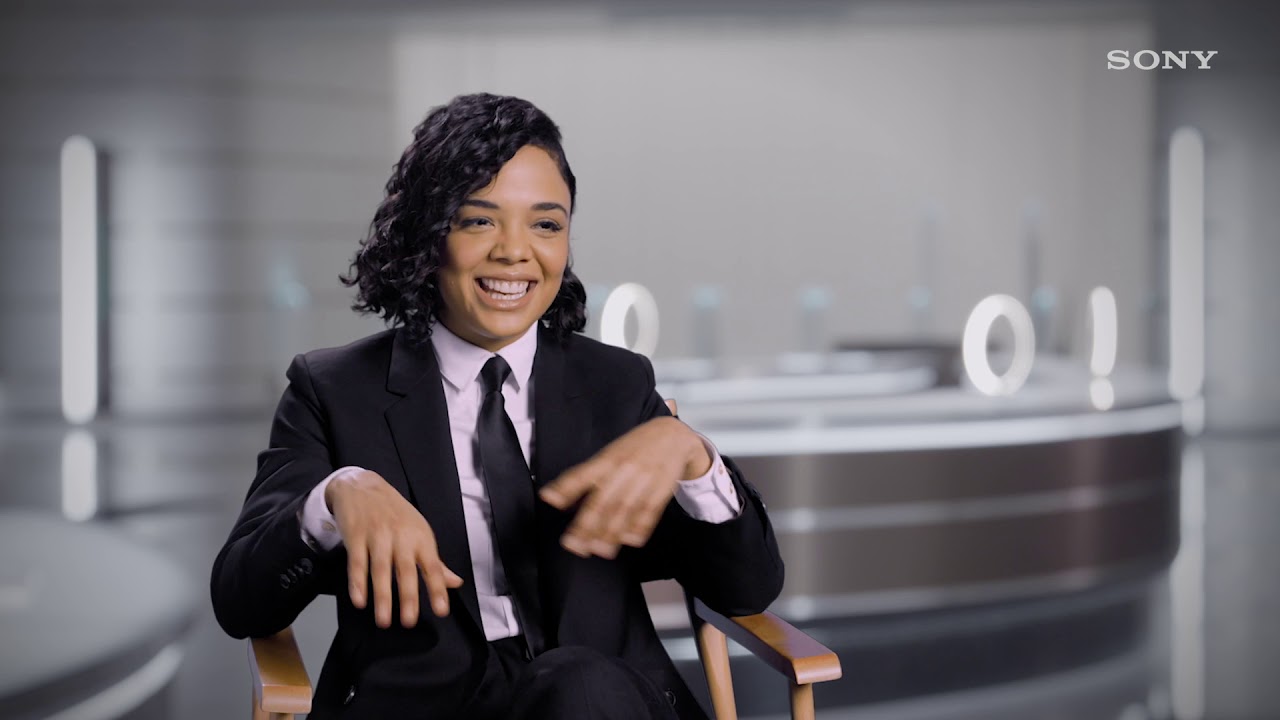 Tessa Thompson Introduces Agent M To The Men In Black Universe Sony Spotlight Youtube