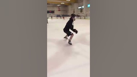 Backward Inside Edge Grips with Mohawk