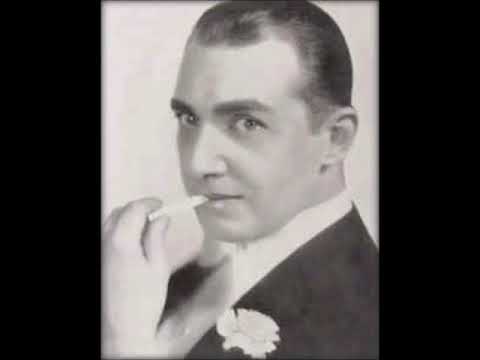 YouTube에서 Whispering Jack Smith - The Song Is Ended 1928  Irving Berlin "Will-o'-the-whispers" 보기