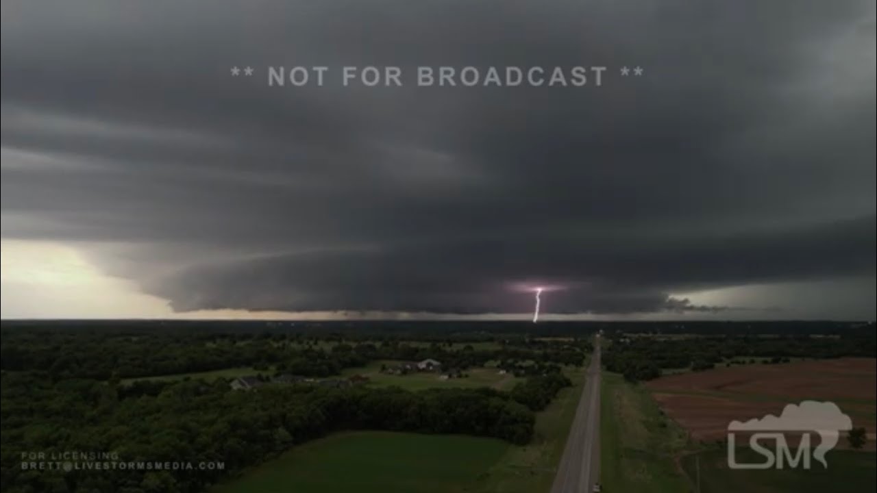 05-31-2022 Arkansas City, KS - Tornado Warned Supercell with Rotation ...