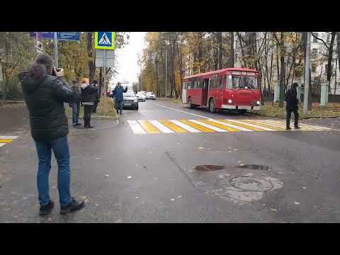 продолжение поездки на ретро автобусе лиаз 677мб экскурсия по Москве по следам  электричке