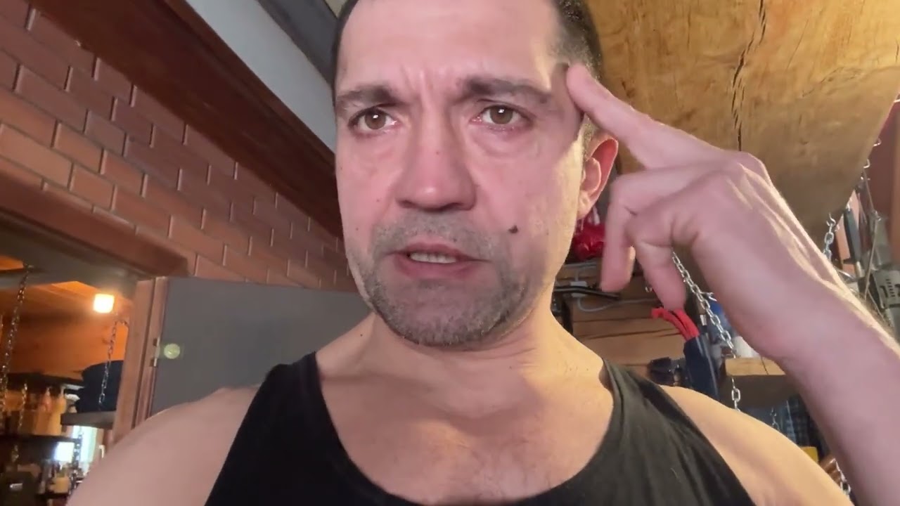 В зимовье врача нет. Чини себя сам. Эта вещь должна быть у каждого охотника. 