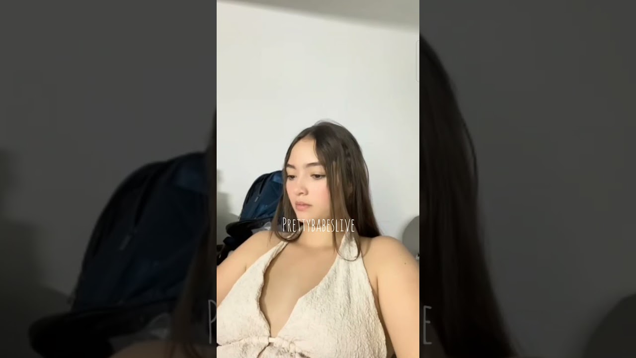 Pretty babes live 🧡 2k 340 #periscope #livestreaming #live #broadcast