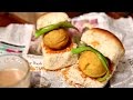 Vada Pav - Low Calorie Recipe | Popular Street Food Recipe | Divine Taste With Anushruti