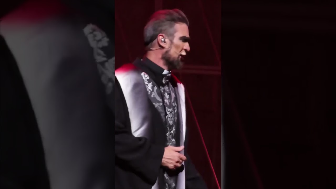 La visite de Frollo + Un Matin tu dansais by SOLAL