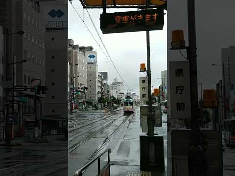 完全に某コンビニの入店音 とさでん交通の接近メロディー