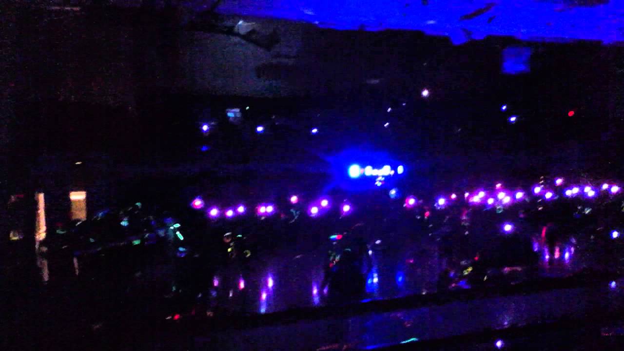 Worthington MN HS "Lights Out" Concert 11/7/13 "Over the Rooftops" YouTube