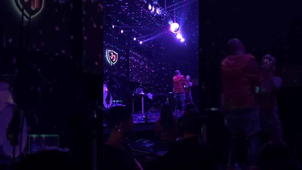 Büyük Ev Ablukada/ Arayan Bulur / Canlı Performans YouTube