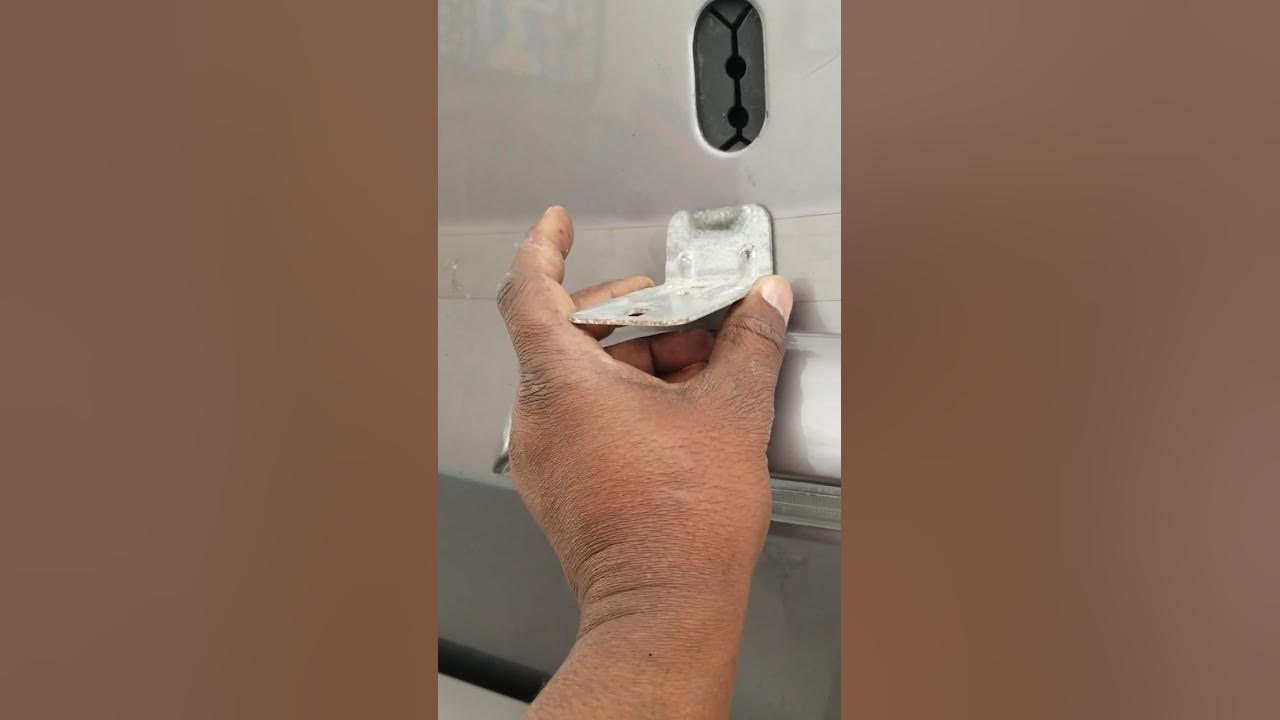 20042009 350Z top won't go down Possible solution. YouTube