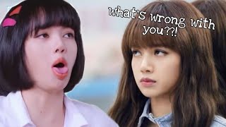 when lisa plays her role as a crack maknae ( funny moment )