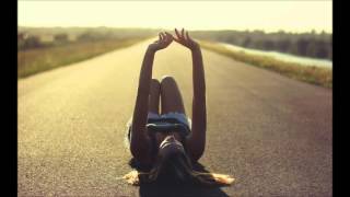 CHVRCHES - Leave A Trace (Goldroom Remix)