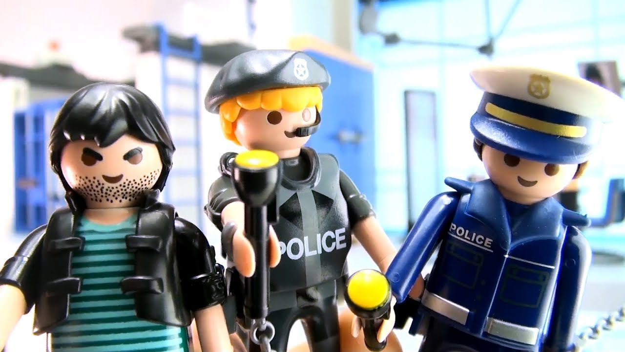 Playmobil Police Station with Alarm 5182 - Jail cell suspect room - Playmobil Polizeistation - YouTube