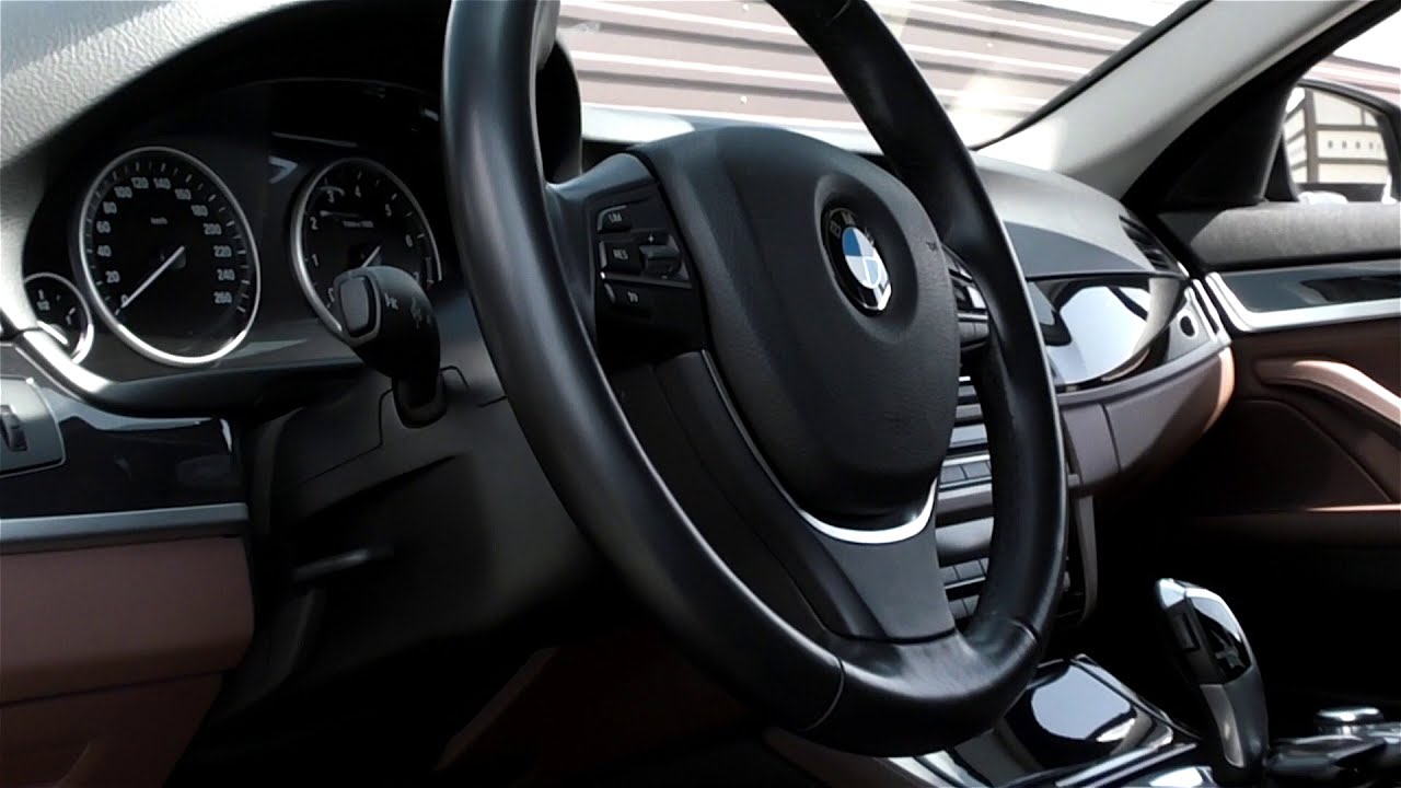 Бмв 520i 2016