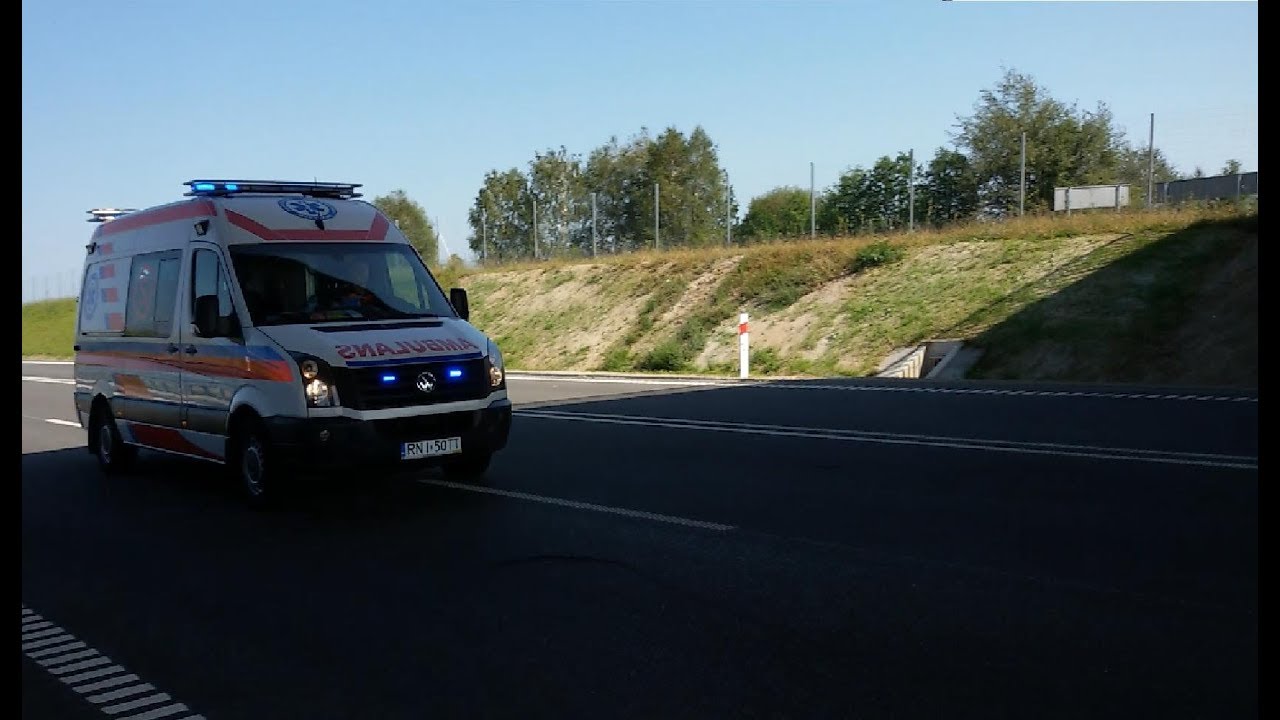 Alarmowo karetki Pogotowia Ratunkowego #7