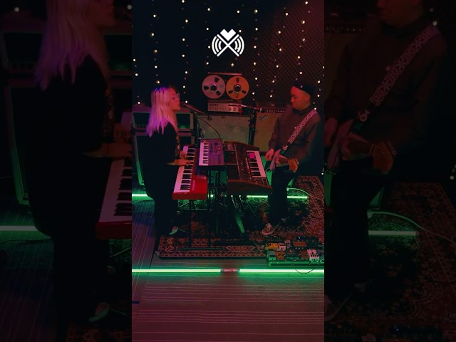 라이브에서 이 곡 나오면… ✈️🔥 | Fly Over #StudioSession