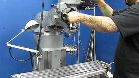 BRIDGEPORT 9" x 42" SERIES I VERTICAL MILLING MACHINE