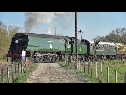 【希少品】イギリス BRITISH RAILWAYS 金属プレート 英国製 Class47とMkⅠ | 畑川 治の車・鉄道そして旅