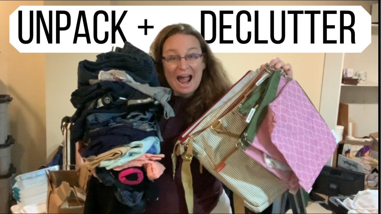 Распаковка и избавление от хлама в одежде || Январь без хлама с @TheMinimalMom! || минимализм