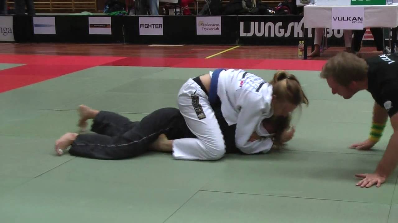 Karin Söderquist, Fightzone Malmö VS Sabina Engquist, Telge BJJ - Stenungsund BJJ-Open 2009