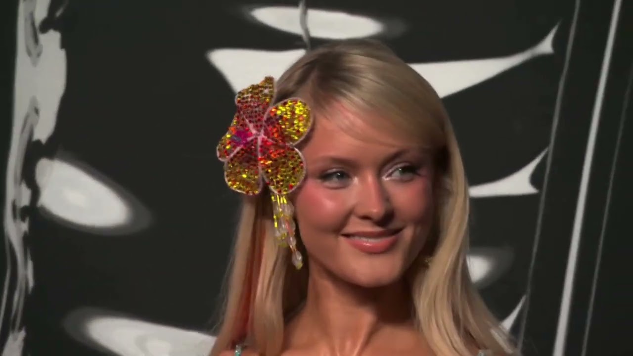 Zara Larsson at 2025 MTV VMAs Red Carpet