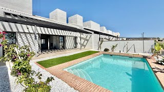 Casa en venta de obra a estrenar en el campo de golf de La Peraleja junto a Sucina, Murcia 