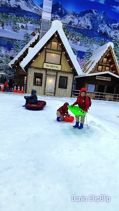 Trans Snow World Surabaya #transicon #transsnowworldsurabaya #fyp #snow #snowman #salju #mainsalju