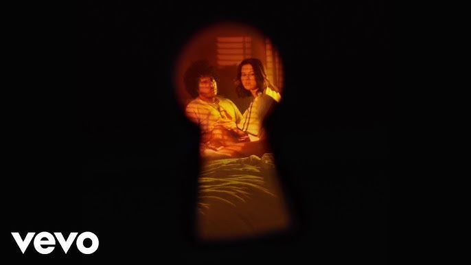 Ochiq havoda jinsiy aloqada bolgan rus yoshlari