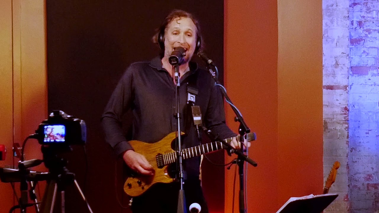 The Mommyheads - " NEW KINGS OF POP " (Live at Q Division 4 3 2021)