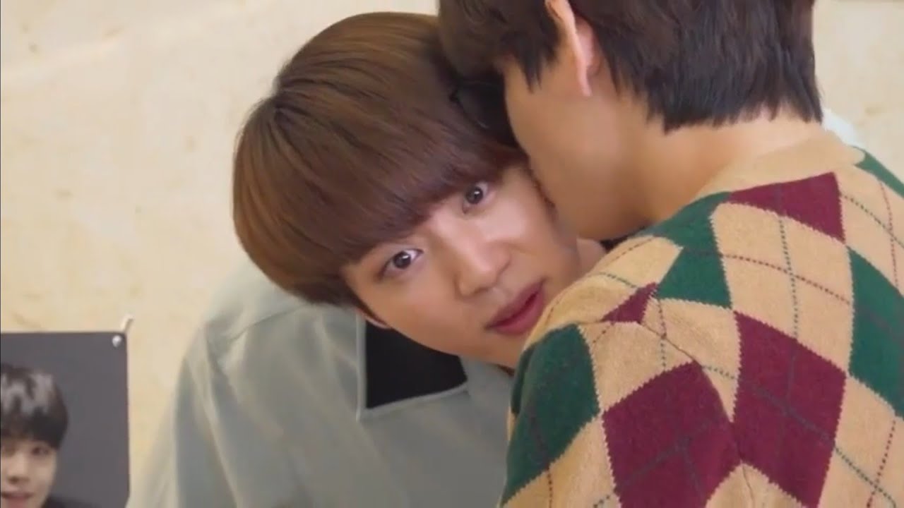 Bts Reaction To You Kissing Their Neck