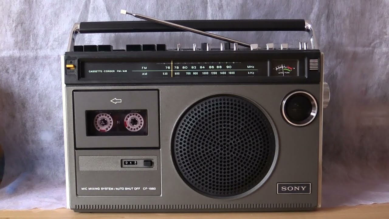 Sony スタジオ CF-1980 モノラルラジカセ №121 - YouTube Sony スタジオ CF-1980 モノラルラジカセ №121 - YouTube