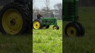 #shorts John Deere classic ready to work the fields! #tractor #tractorvideo #johndeere #farming