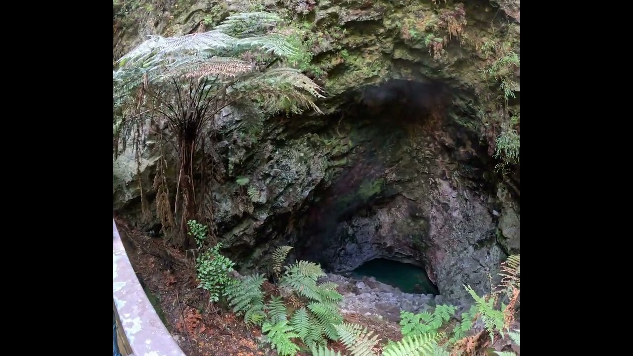 Hot Springs, Craters on the Moon, New Zealand ,Wairakei, Taupō