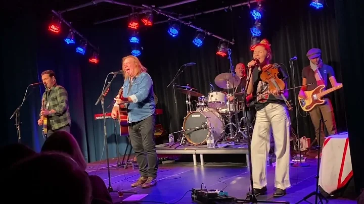 2022 Alan Doyle