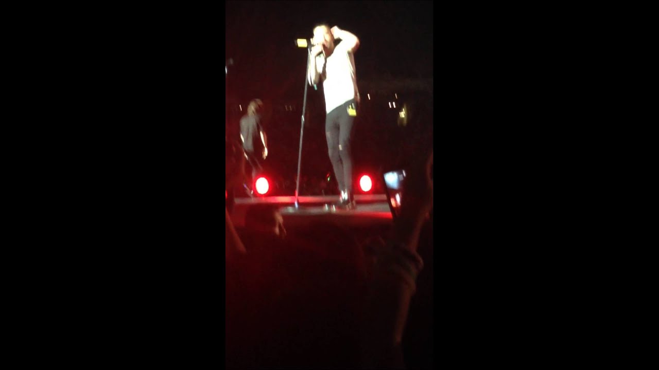 One Direction [ Zayn Focused ] - Where Do Broken Hearts Go , OTRA SG 2015