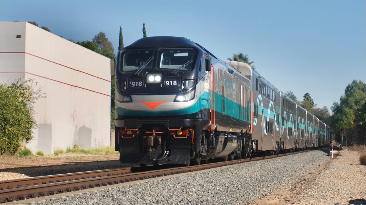 Metrolink s Holiday Express Train On The San Bernardino Line 12 2 2023 metrolink-s-holiday-express-train-on-the-san-bernardino-line-12-2-2023