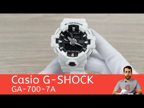 Белоснежный G-SHOCK-гигант / Casio GA-700-7A
