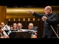 Capture de la vidéo Jaap Van Zweden Conducts Wagner's "Die Walküre" (Act I)