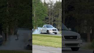 Ford F-150 Lightning Does A Burnout Leaving A Car Show!