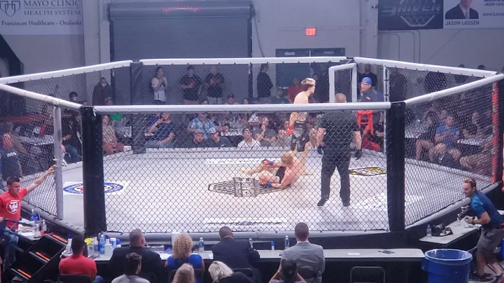 Max Andrade amateur MMA debut