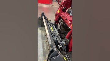 4-in-1 Bucket Up Close