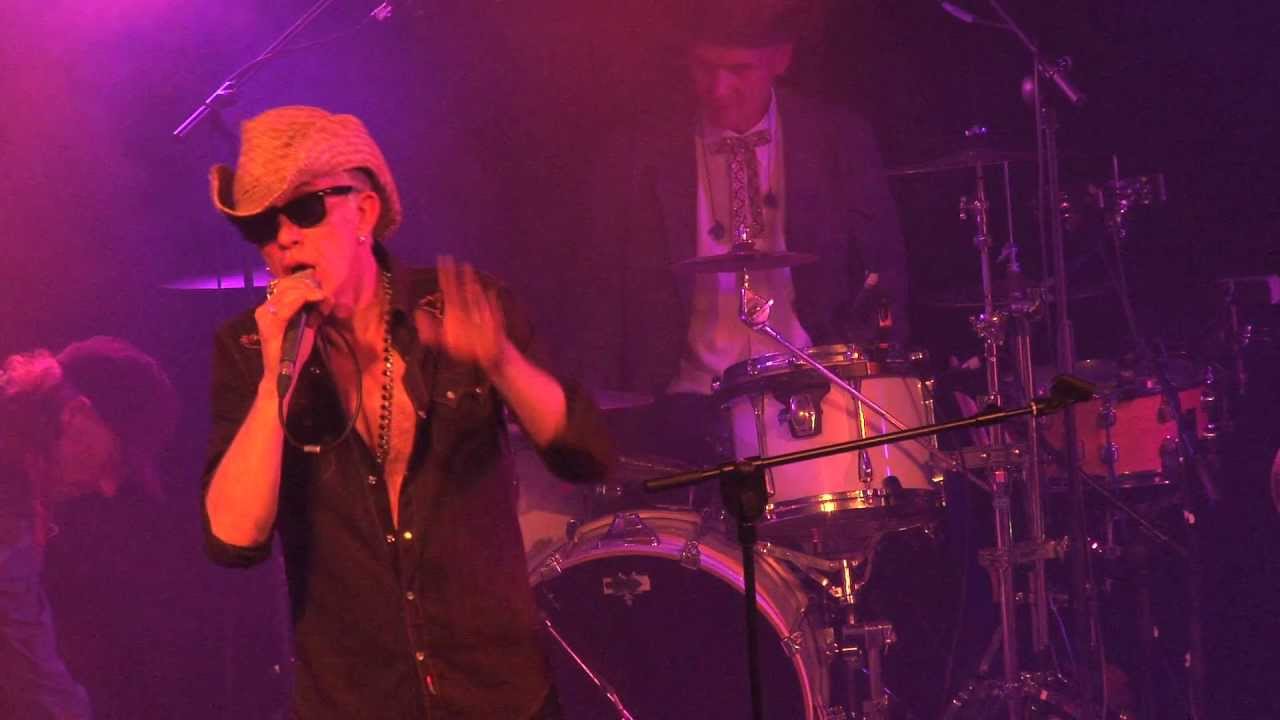 Alabama 3 tribute to Sopranos star James Gandolfini at Belfast gig