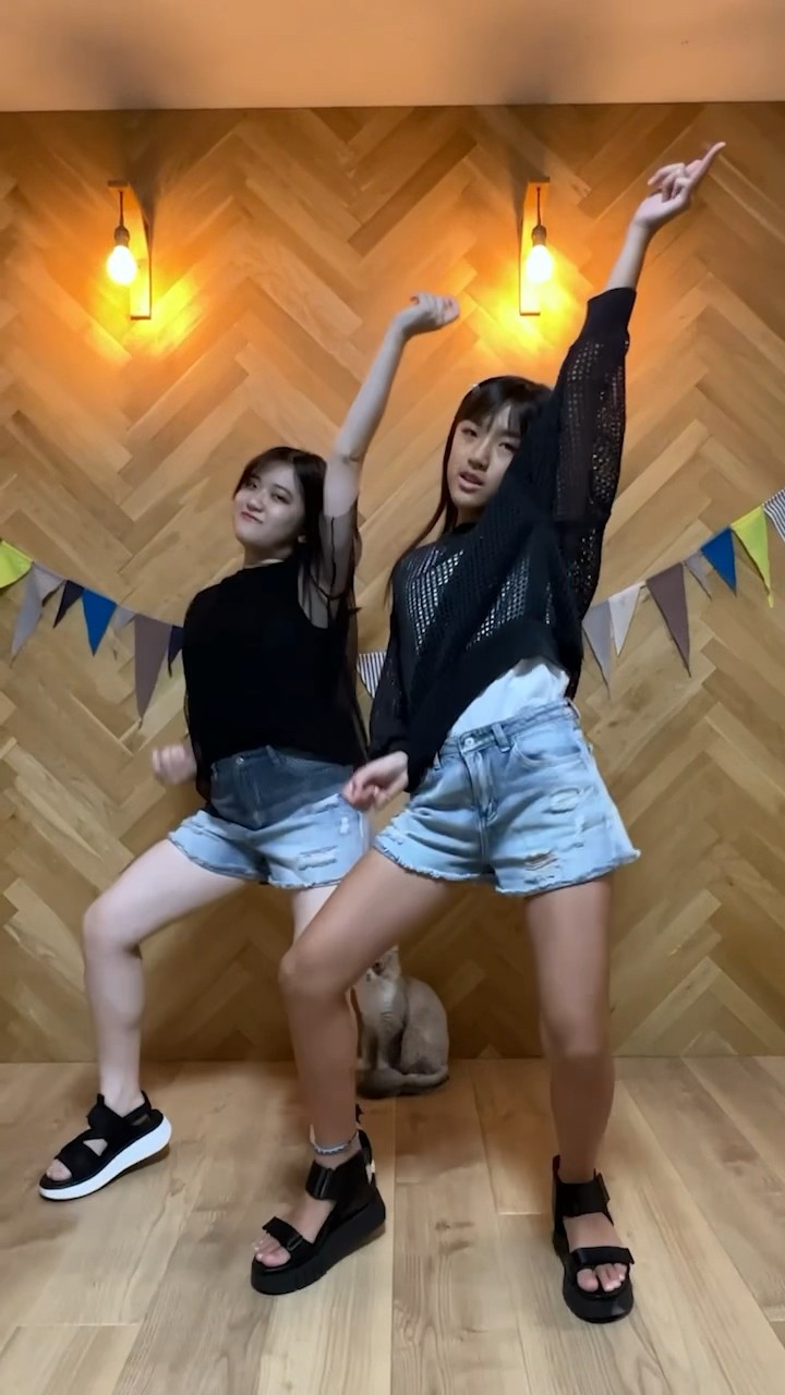 【かんあさ】TWICE 「Here I am」　#shorts #かんあきチャンネル