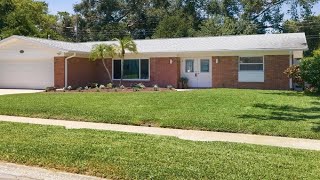 6477 33RD AVENUE N, ST PETERSBURG, FL Presented by Carolina Grainger.