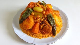 Couscous tunisien au poulet -  كسكسي تونسي بالدجاج