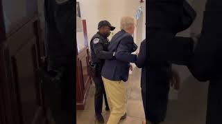 Mitch McConnell trips and falls as he’s asked about ICE deporting people 
