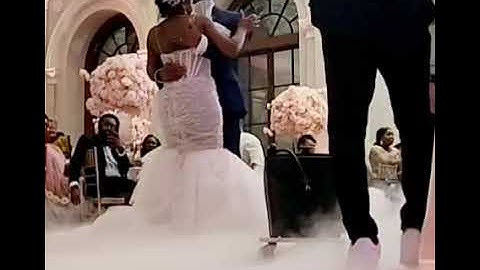 wedding 1st dance Dry ice machine Nimbus effects Dancing on a cloud.