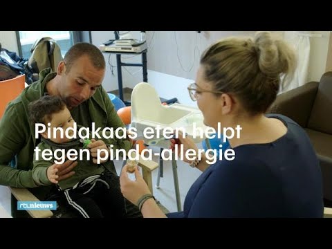 Video: Baby's Pinda's Geven Op Jonge Leeftijd Kan Hen Helpen Voorkomen Dat Ze Een Allergie Ontwikkelen, Zegt De AAP