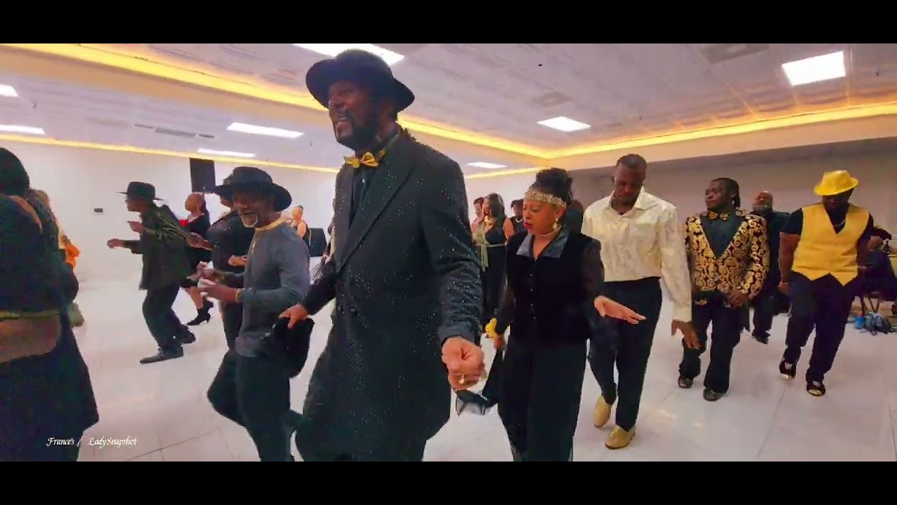 Ooh Wee Line Dance . - YouTube